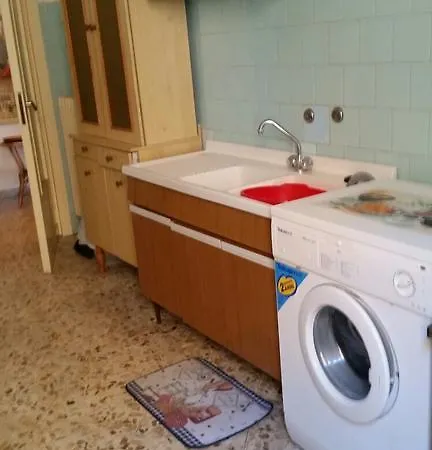 Viale Bari *